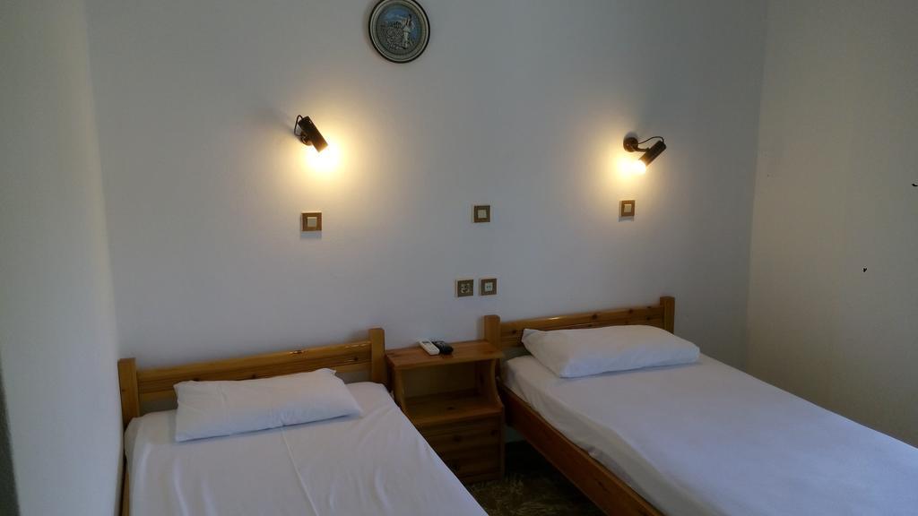 Filoxenia Rooms Makrilies Phòng bức ảnh